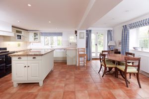 Kitchen/Dining/Family Room- click for photo gallery